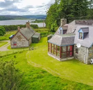 1534931538 Prt V Holiday Let 808X455